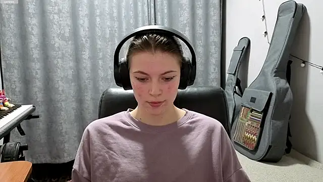 CutieAnny online show from 05-06-26, 09:09