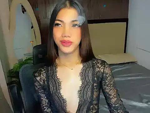 CassieSommereux online show from 12-19-25, 01:56