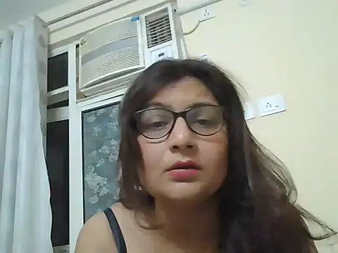 urrrsexysam online show from 09-13-25, 05:57