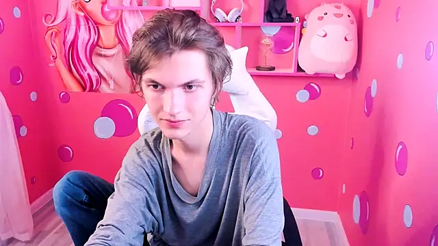 OttoWilliams online show from 09-17-25, 03:35