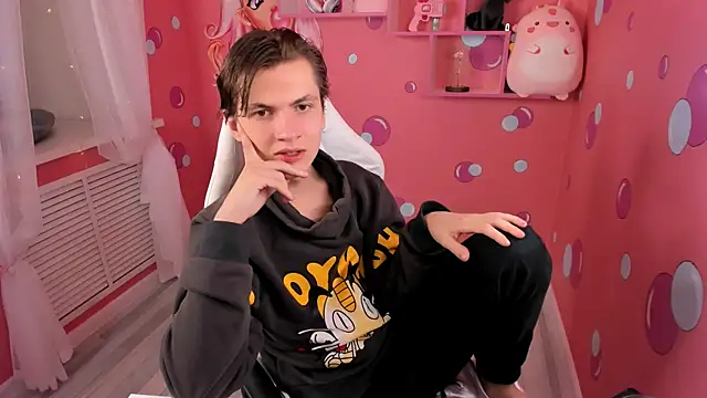 OttoWilliams online show from 10-13-25, 03:28