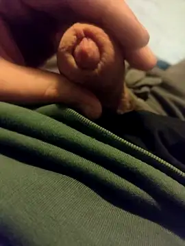 Snapshot of __Mike___ chatting on 09-27-25, 05:40 Mike online show from 09-27-25, 05:40