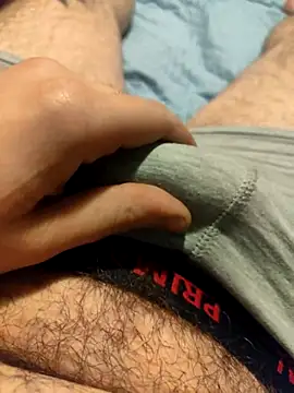 Snapshot of __Mike___ chatting on 11-08-25, 05:40 Mike online show from 11-08-25, 05:40