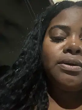 LunaSthena online show from 10-15-25, 03:50