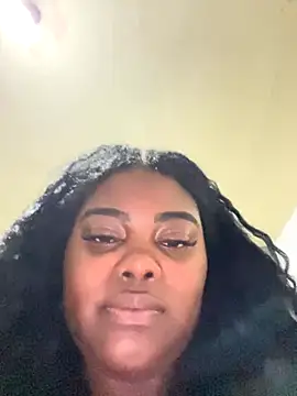 LunaSthena online show from 10-16-25, 12:55