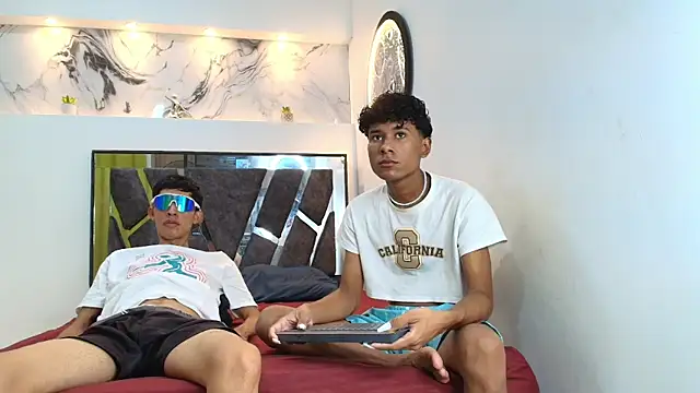 LONDON BOYS1 online show from 11-01-25, 01:40