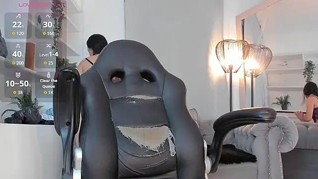 Elen CR online show from 10-24-25, 07:21