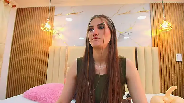 Dafne castro  online show from 05-09-26, 07:41