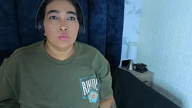 Snapshot of yunkeyc chatting on 02-23-26, 03:15 yunkeyc online show from 02-23-26, 03:15