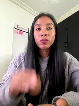 Snapshot of Incognitegirl chatting on 09-15-25, 08:31 Incognitegirl online show from 09-15-25, 08:31