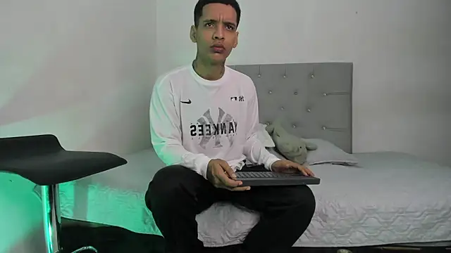 twinkDuohot online show from 11-03-25, 02:35