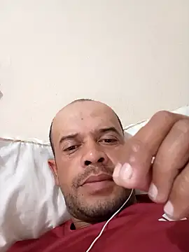 Adriano135790 online show from 10-02-25, 12:17