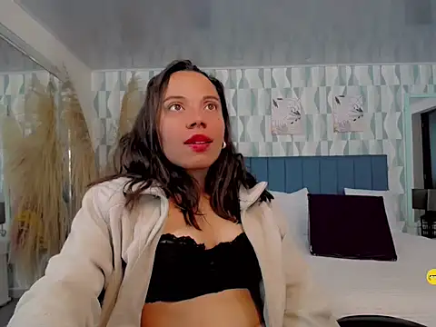 Perla vonrose online show from 09-17-25, 12:07