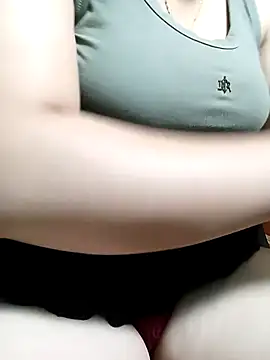 Snapshot of Tasu774 chatting on 10-19-25, 05:02 Tasu774 online show from 10-19-25, 05:02