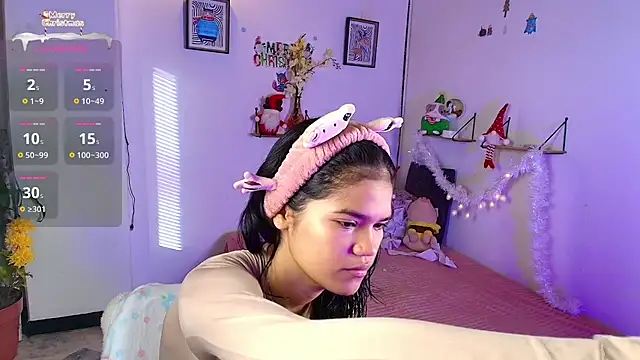 emycarver09 online show from 11-13-25, 11:42