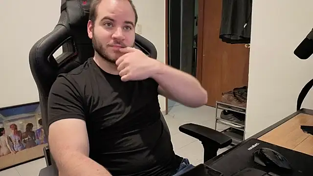 Paul00474 online show from 11-09-25, 08:29