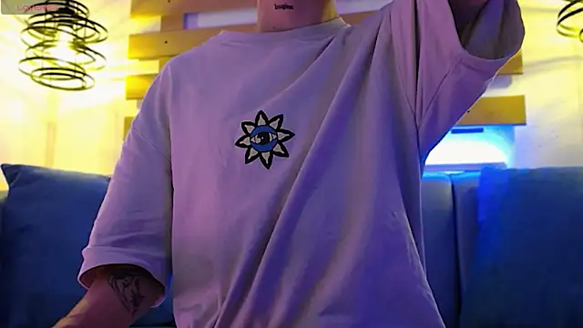 ArianaSantana online show from 10-15-25, 12:49