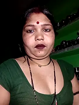Snapshot of Rashili_jaan chatting on 03-26-26, 02:44 Rashili jaan online show from 03-26-26, 02:44