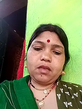 Snapshot of Rashili_jaan chatting on 04-10-26, 01:44 Rashili jaan online show from 04-10-26, 01:44