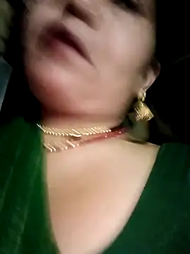 Snapshot of Rashili_jaan chatting on 04-17-26, 03:37 Rashili jaan online show from 04-17-26, 03:37