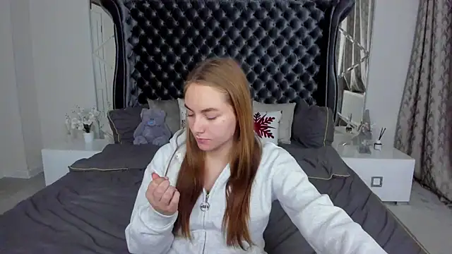 MilaAddams online show from 02-08-26, 12:41