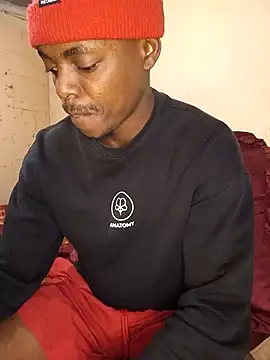 Hluga 25 online show from 11-17-25, 03:45