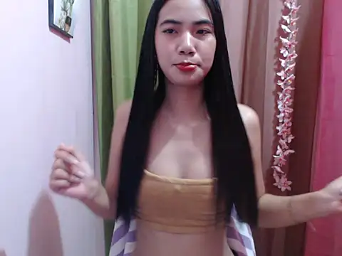 Snapshot of Shy_SexyLady chatting on 10-12-25, 07:51 Shy SexyLady online show from 10-12-25, 07:51