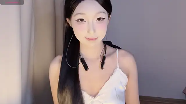 Winnie666- online show from 09-11-25, 02:06