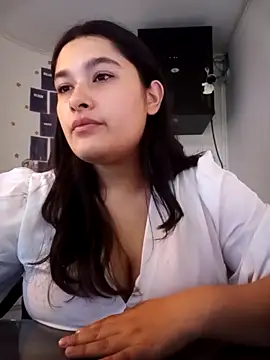 ValentinaDeLuna online show from 09-09-25, 06:13