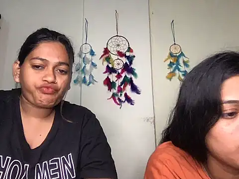 Snapshot of HoleyCoupon chatting on 01-16-26, 11:20 HoleyCoupon online show from 01-16-26, 11:20