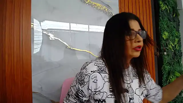 Manuela lara  online show from 03-12-26, 03:40