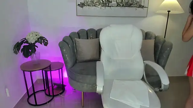 amara foxx online show from 06-20-26, 06:54