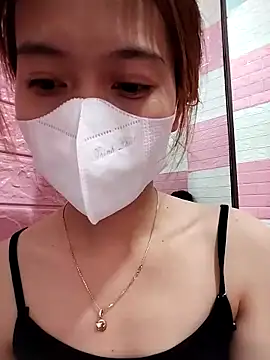 Snapshot of Zinzin9x chatting on 10-20-25, 04:07 Zinzin9x online show from 10-20-25, 04:07