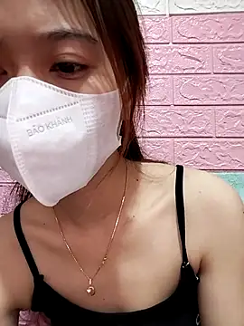 Snapshot of Zinzin9x chatting on 10-22-25, 04:07 Zinzin9x online show from 10-22-25, 04:07