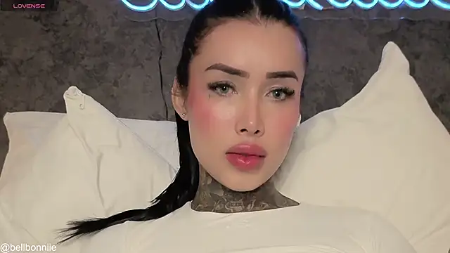 belllbonniie online show from 05-10-26, 03:17