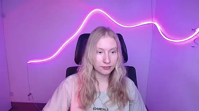 Elizabeth Kissa online show from 09-16-25, 05:08