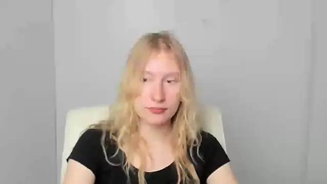Elizabeth Kissa online show from 09-17-25, 05:20