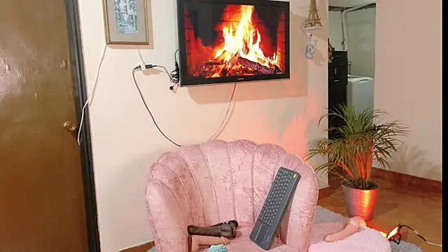 Gema shiny online show from 10-16-25, 07:31