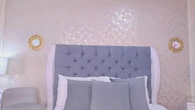 ZoeWilliis online show from 05-23-26, 11:03