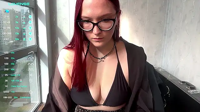 FoxyJulle online show from 09-14-25, 11:20