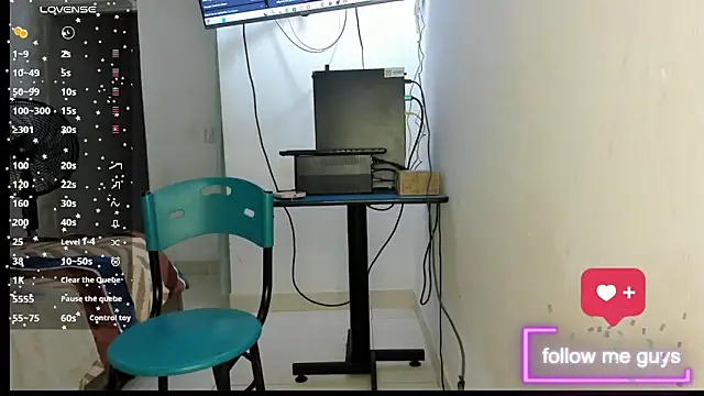 lunna noir online show from 11-03-25, 07:26