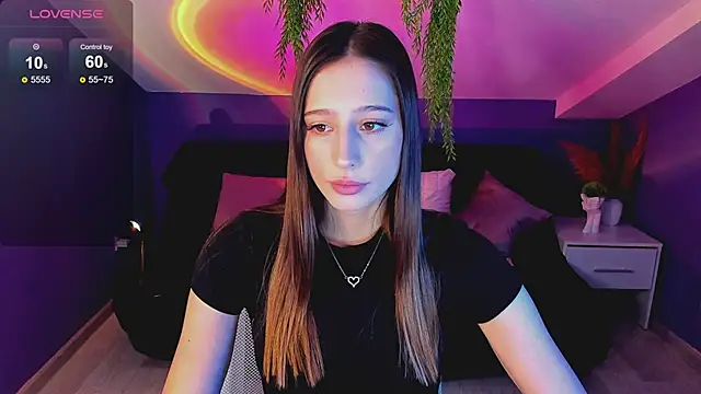 RioEstrella online show from 09-19-25, 03:24