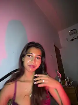 STRIP GLOW online show from 05-09-26, 08:36