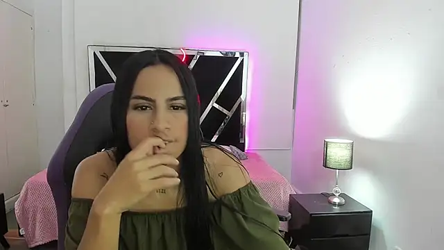 charlotthe ee online show from 09-30-25, 07:41