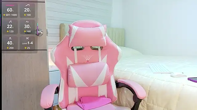 Nicolblossom1 online show from 10-09-25, 01:31