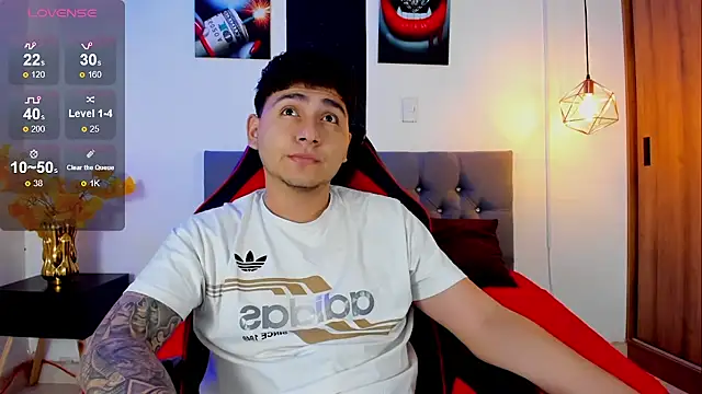 Nicolas James Sc online show from 10-15-25, 01:55