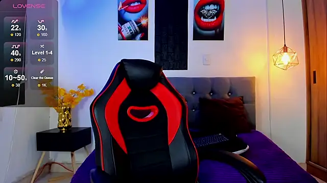 Nicolas James Sc online show from 10-22-25, 02:06