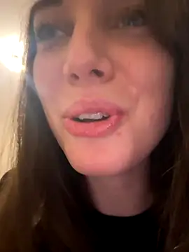 Petitbiscuit2B0 online show from 11-02-25, 11:29