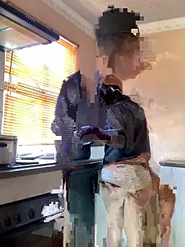 Snapshot of Pretty_Beauty chatting on 11-01-25, 08:05 Pretty Beauty online show from 11-01-25, 08:05