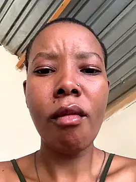 Snapshot of Pretty_Beauty chatting on 11-02-25, 11:01 Pretty Beauty online show from 11-02-25, 11:01